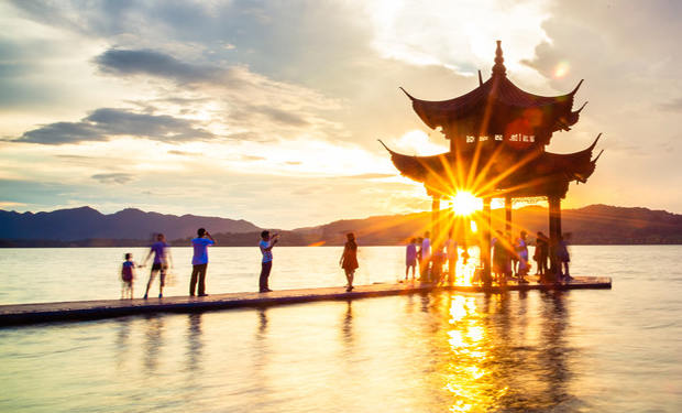 凯时娱乐人生就是博热熔胶厂家